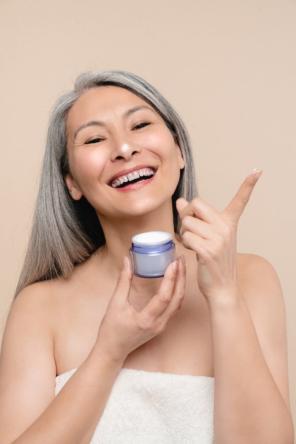 Comment choisir la crème avec acide hyaluronique parfaite ?